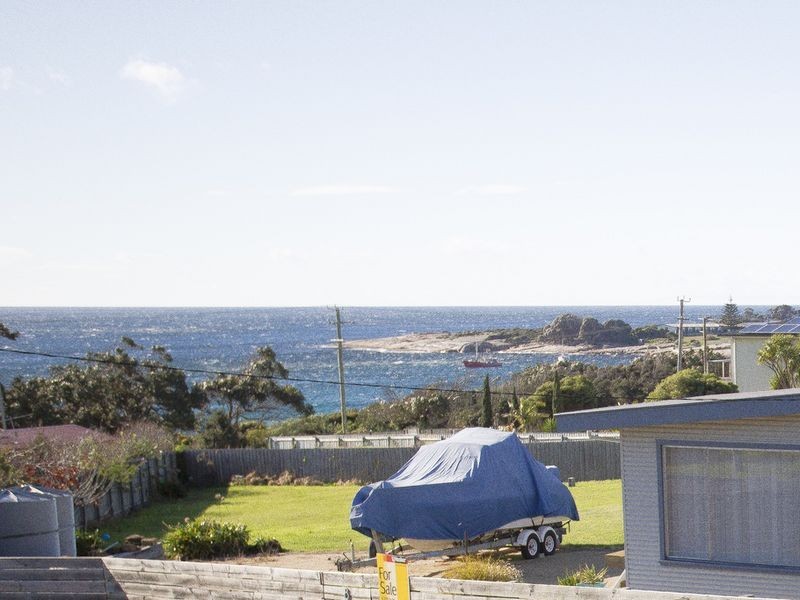 8 Barrett Avenue, Bicheno TAS 7215