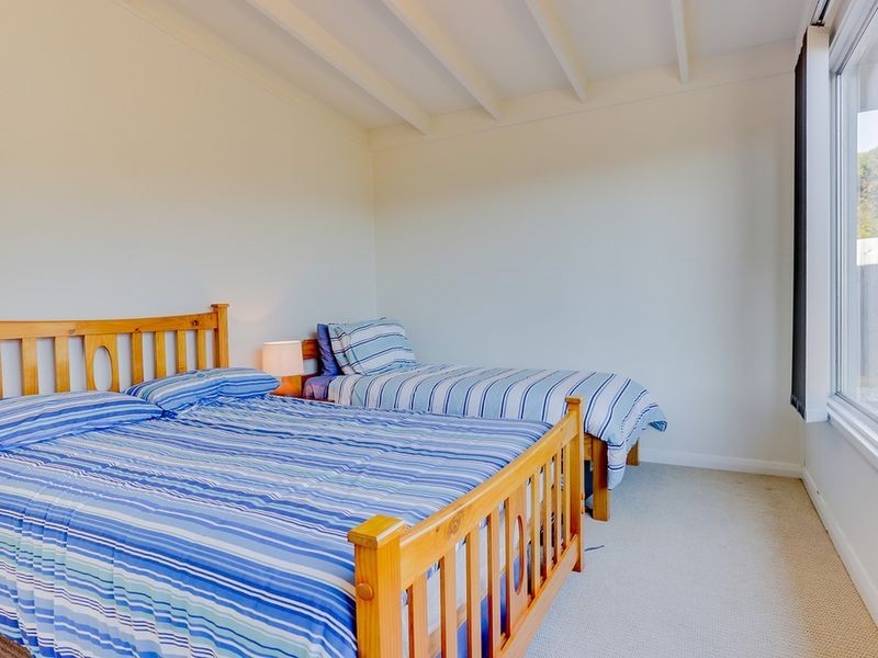 8 Barrett Avenue, Bicheno TAS 7215