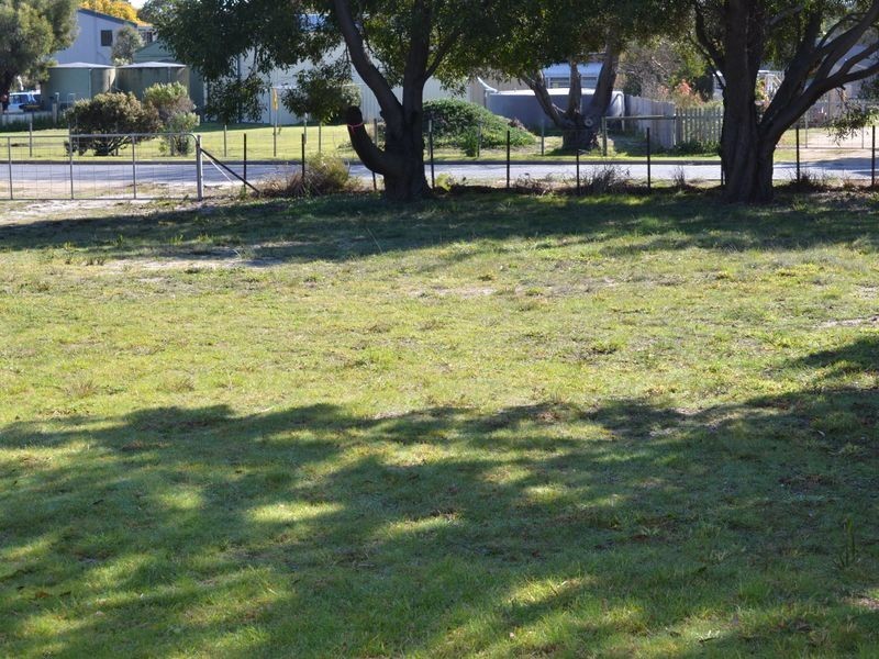 17 Hazards View Drive, Coles Bay TAS 7215
