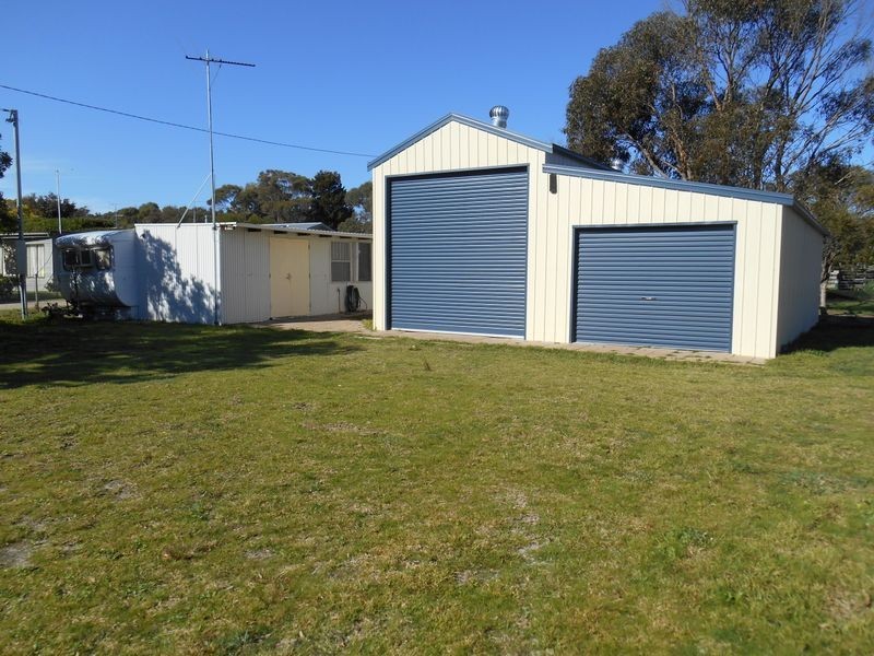 17 Hazards View Drive, Coles Bay TAS 7215