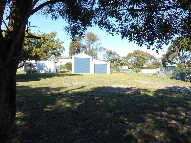 17 Hazards View Drive, Coles Bay TAS 7215