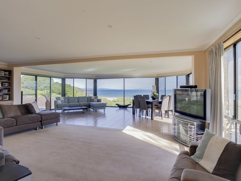 144 Swanwick Drive, Coles Bay TAS 7215