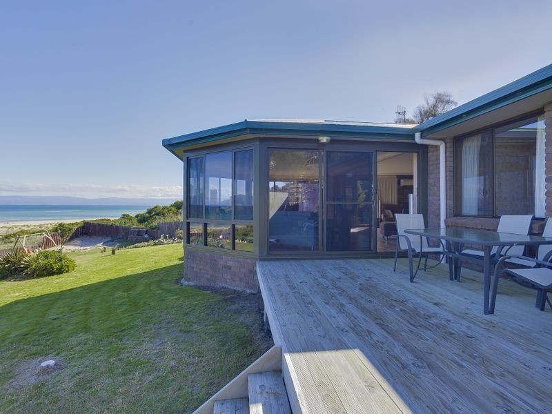 144 Swanwick Drive, Coles Bay TAS 7215