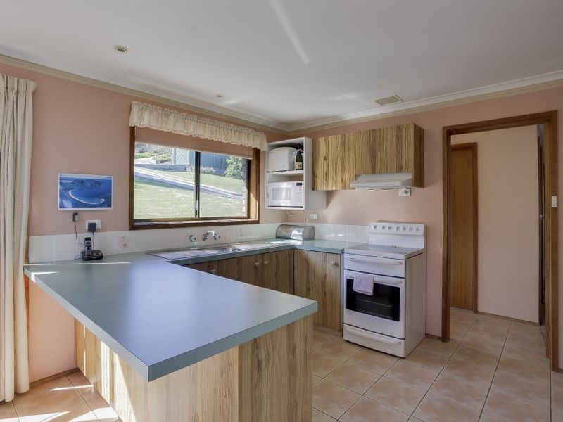 144 Swanwick Drive, Coles Bay TAS 7215