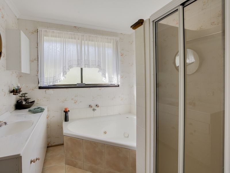 144 Swanwick Drive, Coles Bay TAS 7215