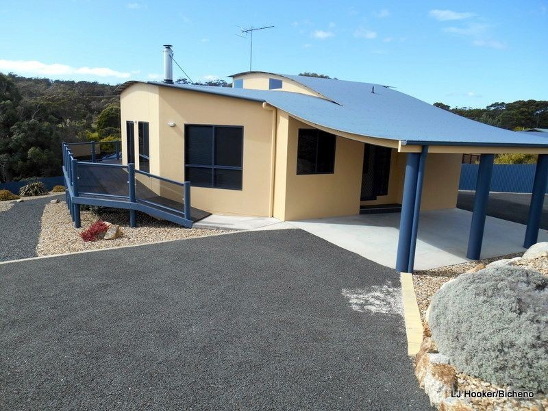 42 Hazards View Drive, Coles Bay TAS 7215