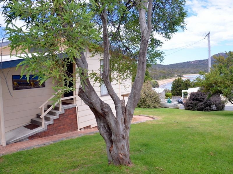2 Florence Street, Coles Bay TAS 7215