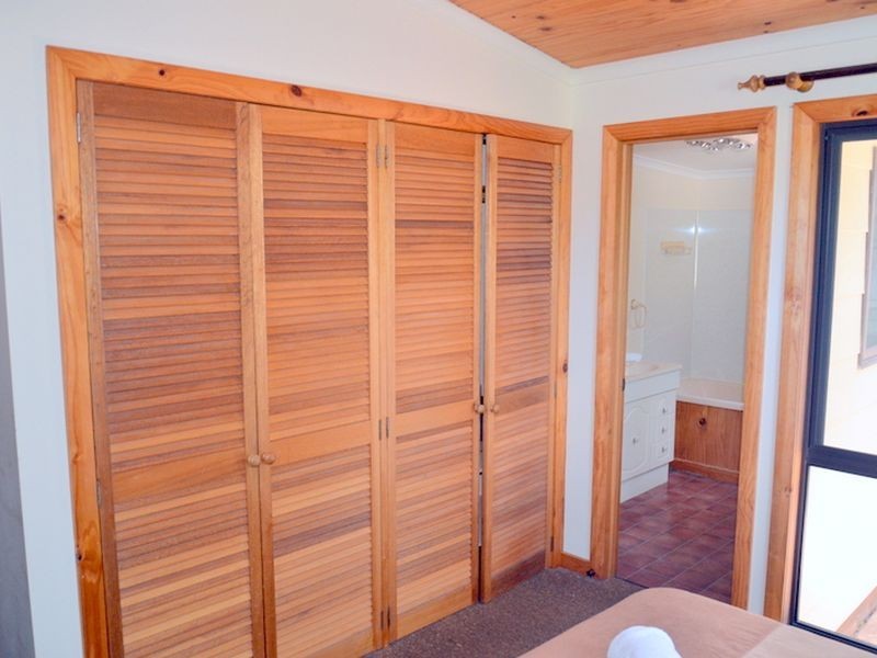 2 Florence Street, Coles Bay TAS 7215