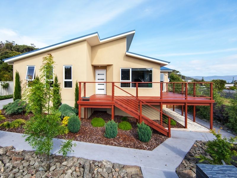 5 Barrett Avenue, Bicheno TAS 7215