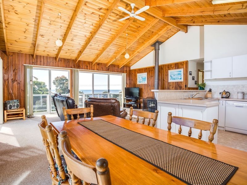 33 Douglas Street, Bicheno TAS 7215