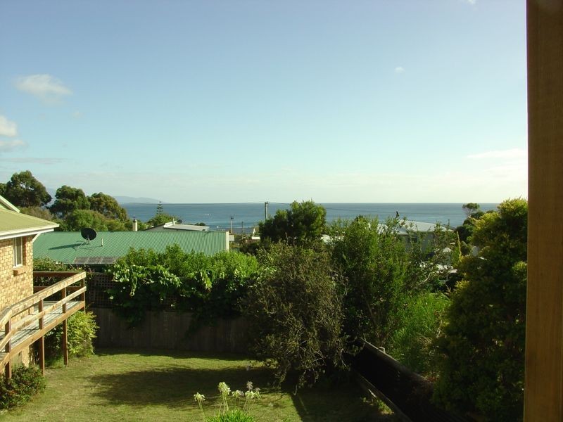 2/4 Levy Street, Bicheno TAS 7215