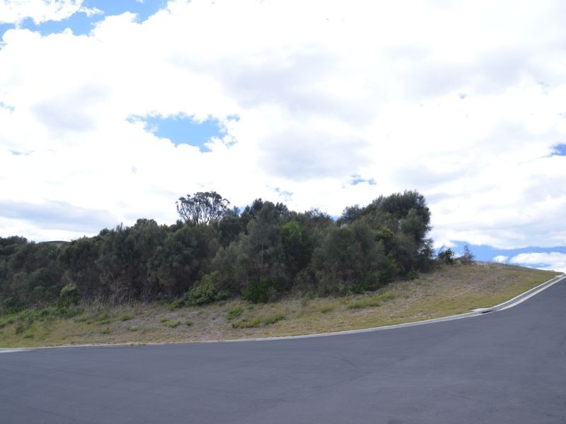 4 Meika Place, Coles Bay TAS 7215