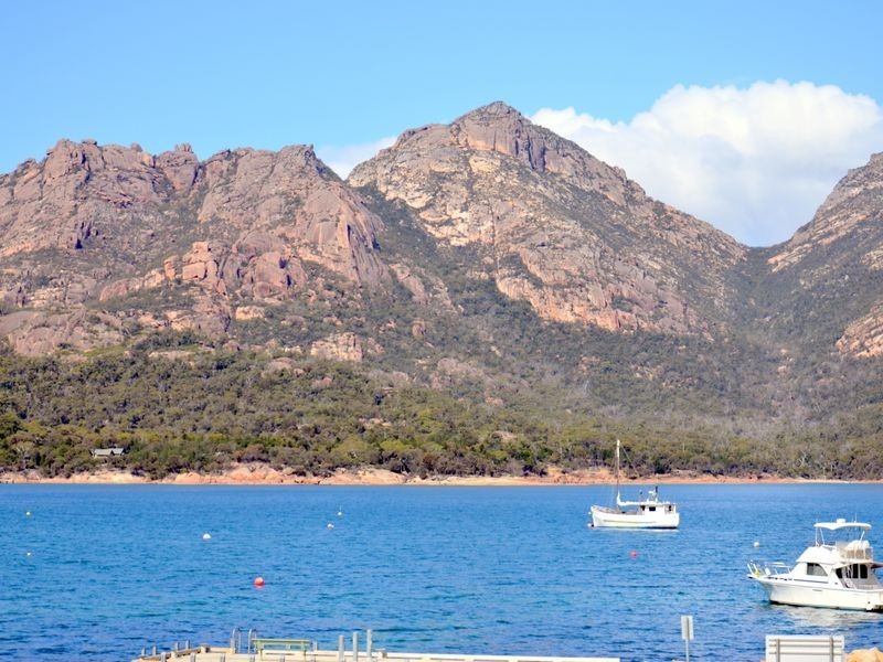 4 Garnet Avenue, Coles Bay TAS 7215