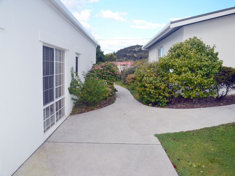 8 Jetty Road, Bicheno TAS 7215