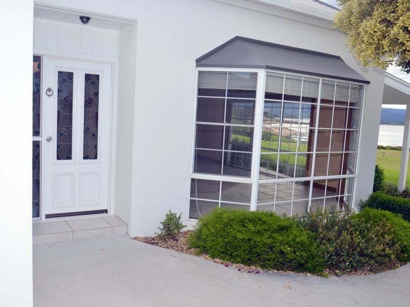 8 Jetty Road, Bicheno TAS 7215