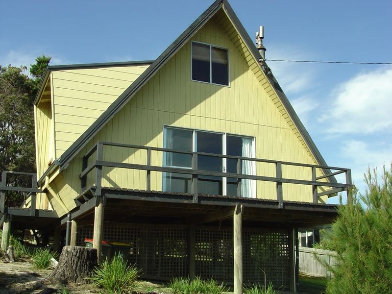 7 Gamble Crescent, Bicheno TAS 7215