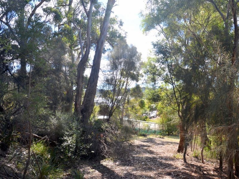 4 Wattle Grove, Orford TAS 7190