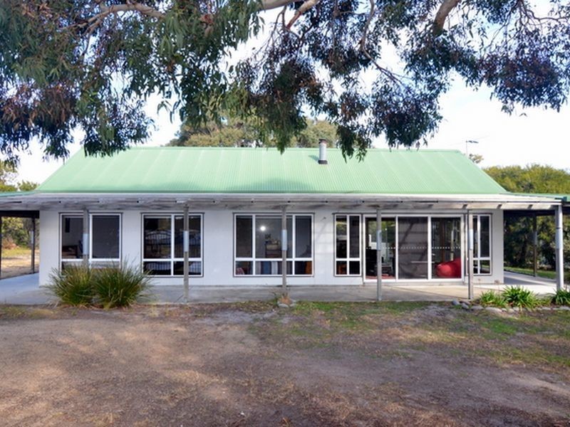 21 Hazards View Drive, Coles Bay TAS 7215
