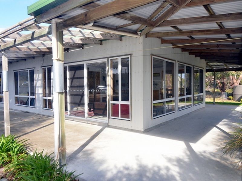 21 Hazards View Drive, Coles Bay TAS 7215