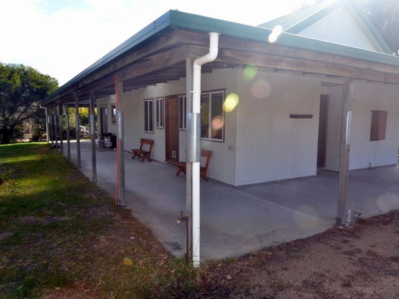 21 Hazards View Drive, Coles Bay TAS 7215