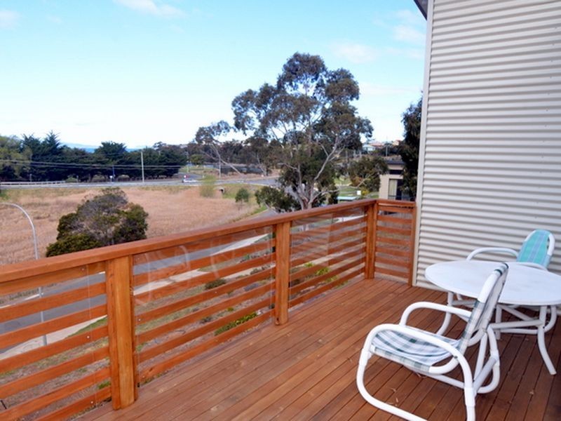 14 River Street, Swansea TAS 7190