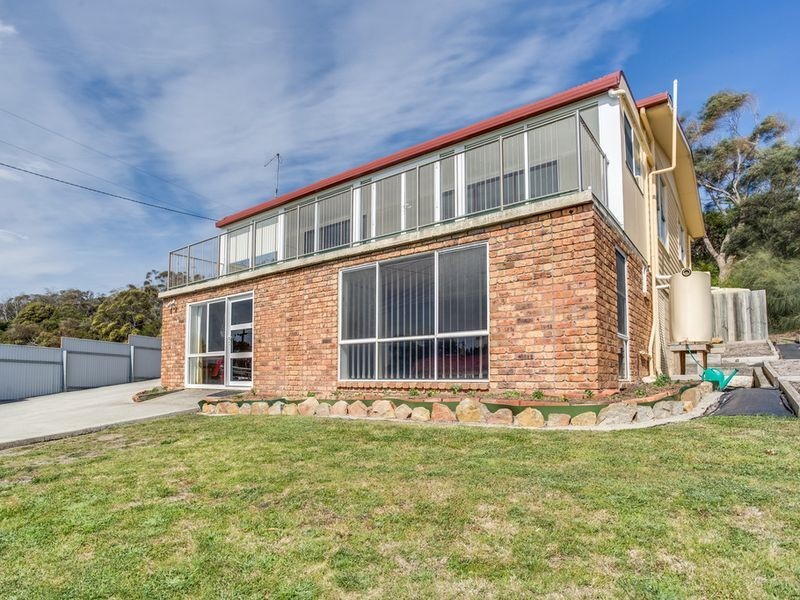 176 Tasman Highway, Bicheno TAS 7215