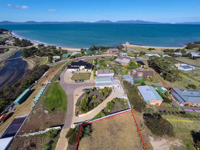 27 Gordon Street, Swansea TAS 7190