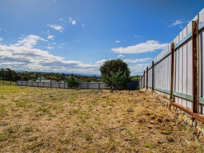 27 Gordon Street, Swansea TAS 7190