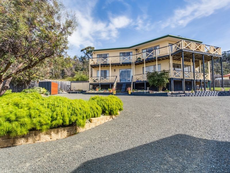 18 Denison Court, Bicheno TAS 7215
