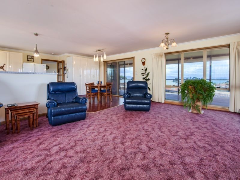 9 Cooks Court, Swansea TAS 7190