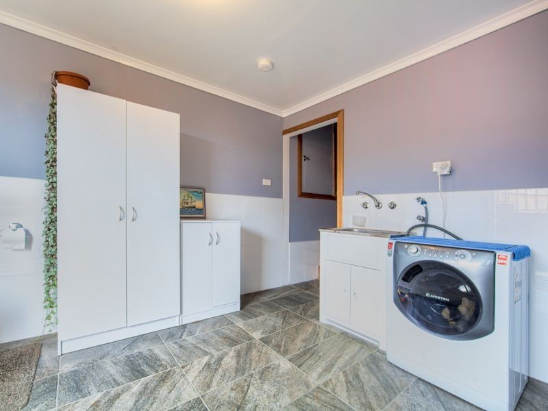9 Cooks Court, Swansea TAS 7190