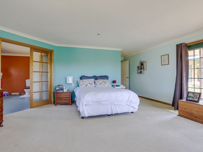 300 Harveys Farm Road, Bicheno TAS 7215