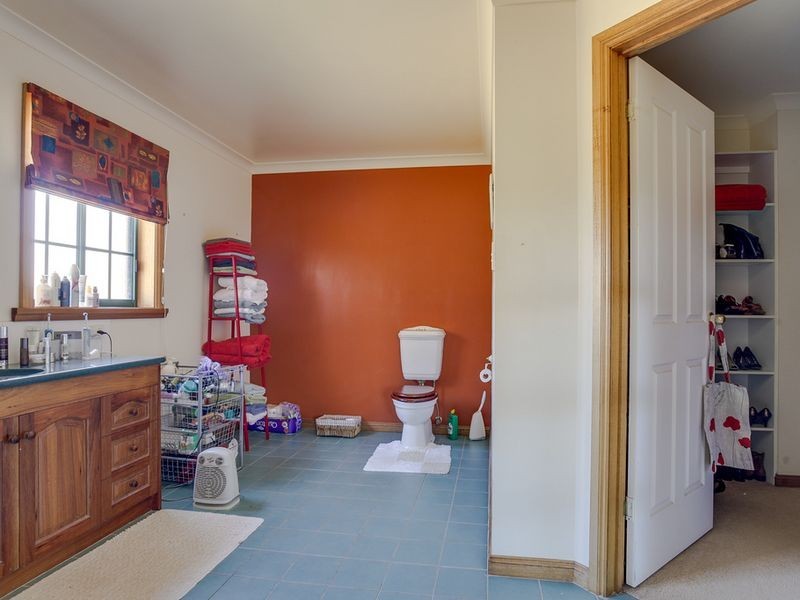 300 Harveys Farm Road, Bicheno TAS 7215