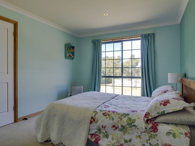 300 Harveys Farm Road, Bicheno TAS 7215