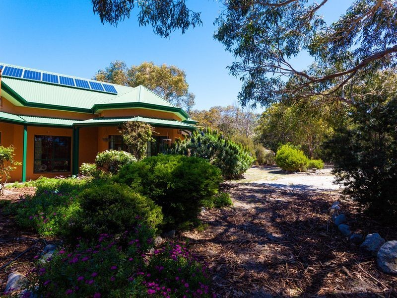 300 Harveys Farm Road, Bicheno TAS 7215