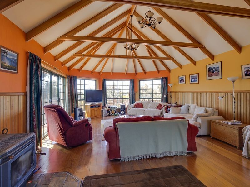 300 Harveys Farm Road, Bicheno TAS 7215