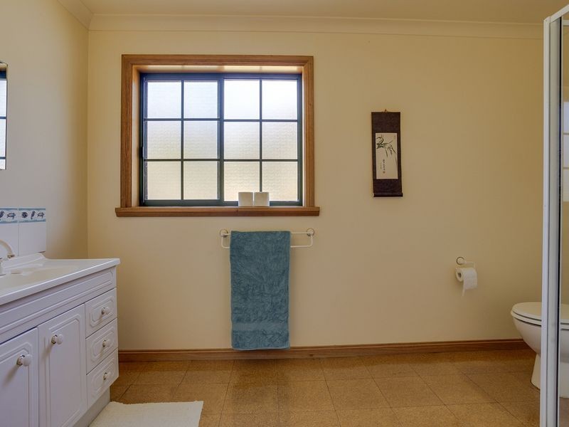 300 Harveys Farm Road, Bicheno TAS 7215