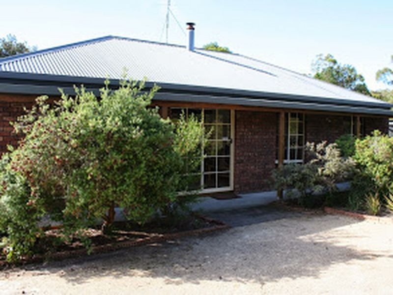 12 Hazards View Drive, Coles Bay TAS 7215