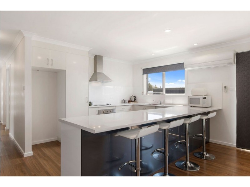 8 Rose Street, Bicheno TAS 7215