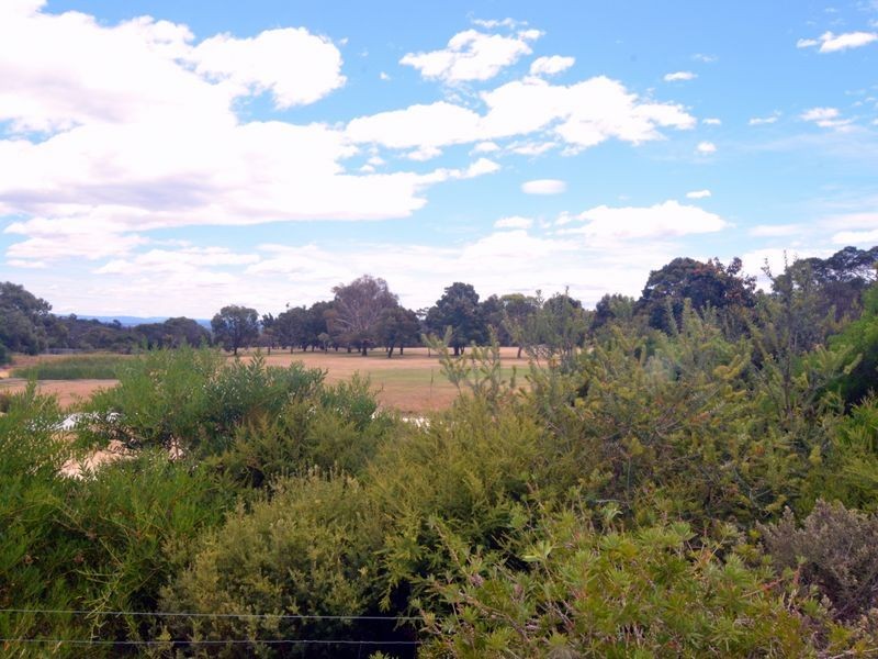 9-11 Muirs Place, Coles Bay TAS 7215