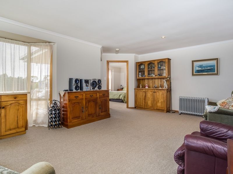 11 Sinclair Street, Bicheno TAS 7215