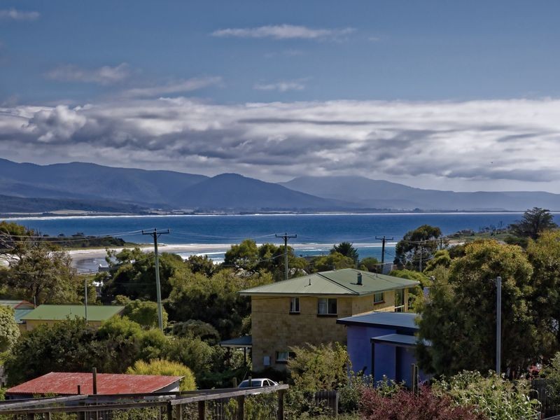 6 Gordon Heights, Bicheno TAS 7215