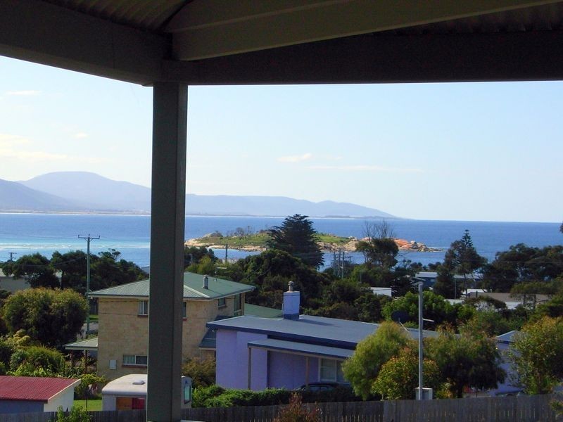 6 Gordon Heights, Bicheno TAS 7215