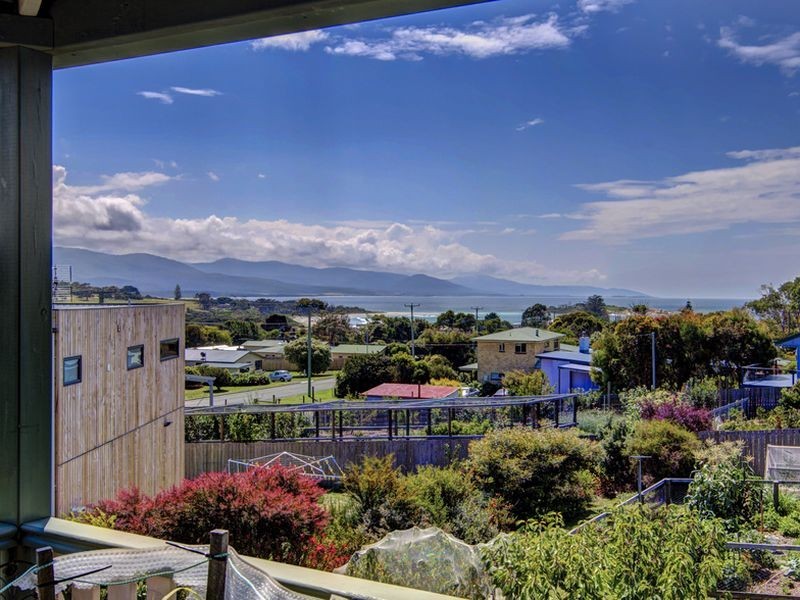 6 Gordon Heights, Bicheno TAS 7215