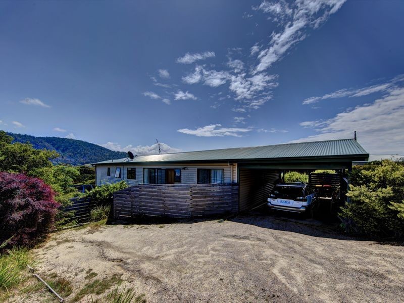 6 Gordon Heights, Bicheno TAS 7215