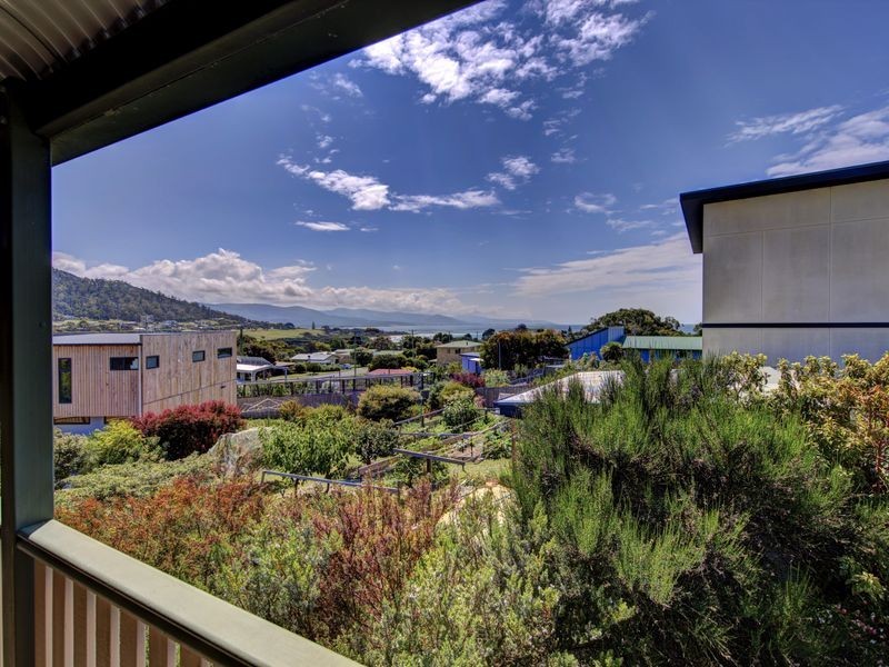 6 Gordon Heights, Bicheno TAS 7215