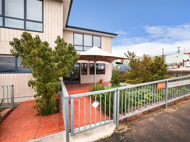 2 Franklin Street, Swansea TAS 7190