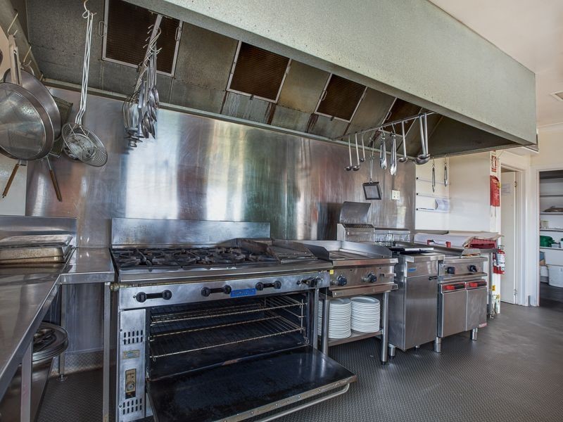 2 Franklin Street, Swansea TAS 7190