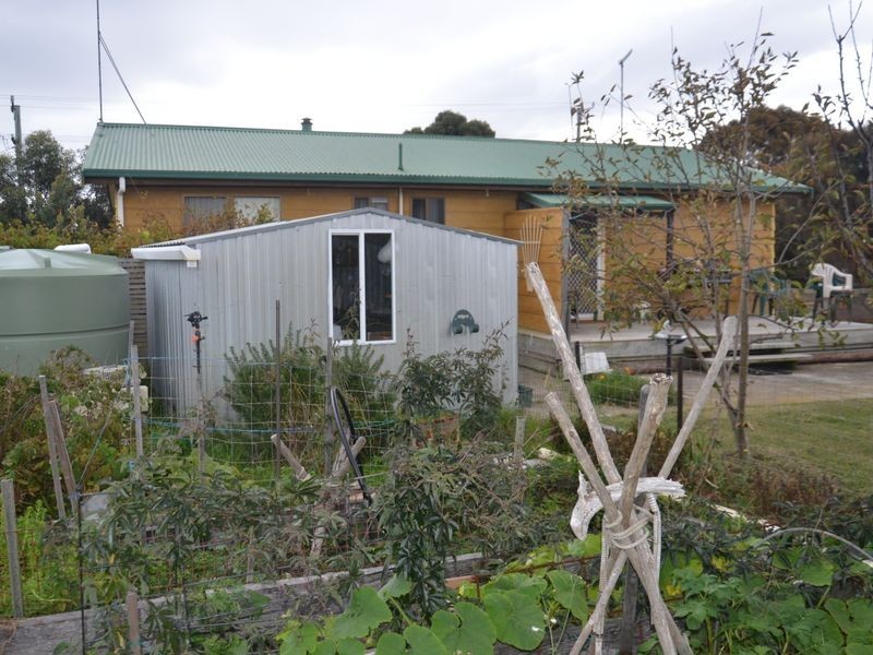 35 Swanwick Drive, Coles Bay TAS 7215