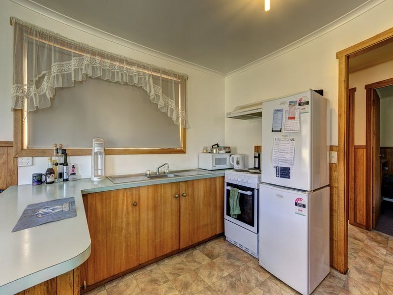 2/25 Douglas Street, Bicheno TAS 7215